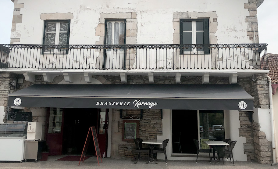 facade-restaurant-xarnegu-bidache - paysbasque